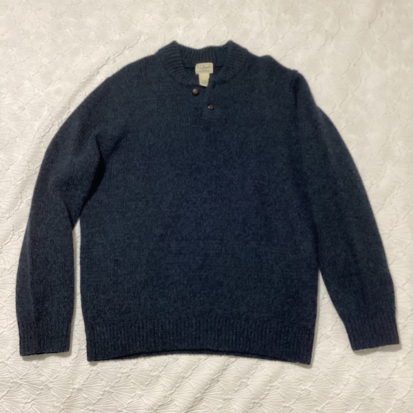 L.L. Bean Classic Wool Sweater - Picture 3 of 5